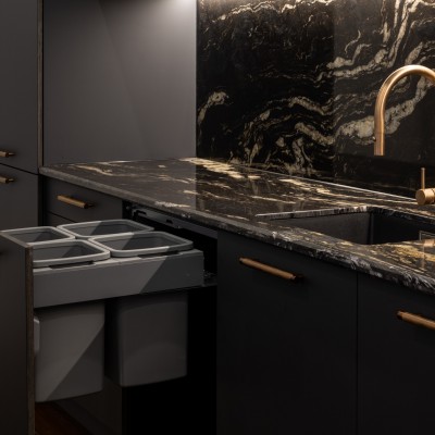 Kitchen Izzard Design + MMI CR600